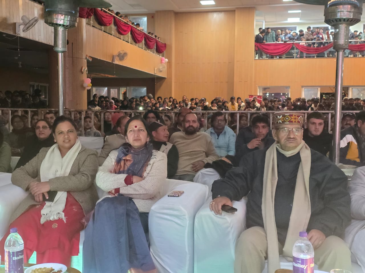 मसूरी विंटरलाइन कार्निवाल के समापन अवसर पर सम्मिलित हुए कैबिनेट मंत्री गणेश जोशी