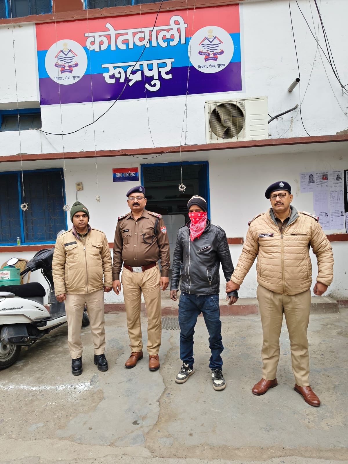 वर्ष 2009 के चोरी के मुकदमे में फरार स्थायी वारंटी गिरफ्तार