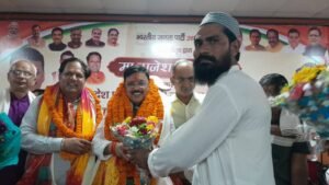 भाजपा प्रदेश प्रवक्ता बनने पर राजेश शुक्ला का भव्य स्वागत,जिला भाजपा कार्यालय में कार्यकर्ताओं ने किया अभिनंदन
