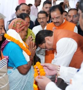 खटीमा गोलीकांड के शहीद राज्य आंदोलनकारियों को मुख्यमंत्री पुष्कर सिंह धामी ने दी श्रद्धांजलि