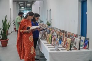 आईआईएम काशीपुर में ‘हिंदी माह 2026’ का शुभारंभ, पुस्तक प्रदर्शनी का हुआ लोकार्पण