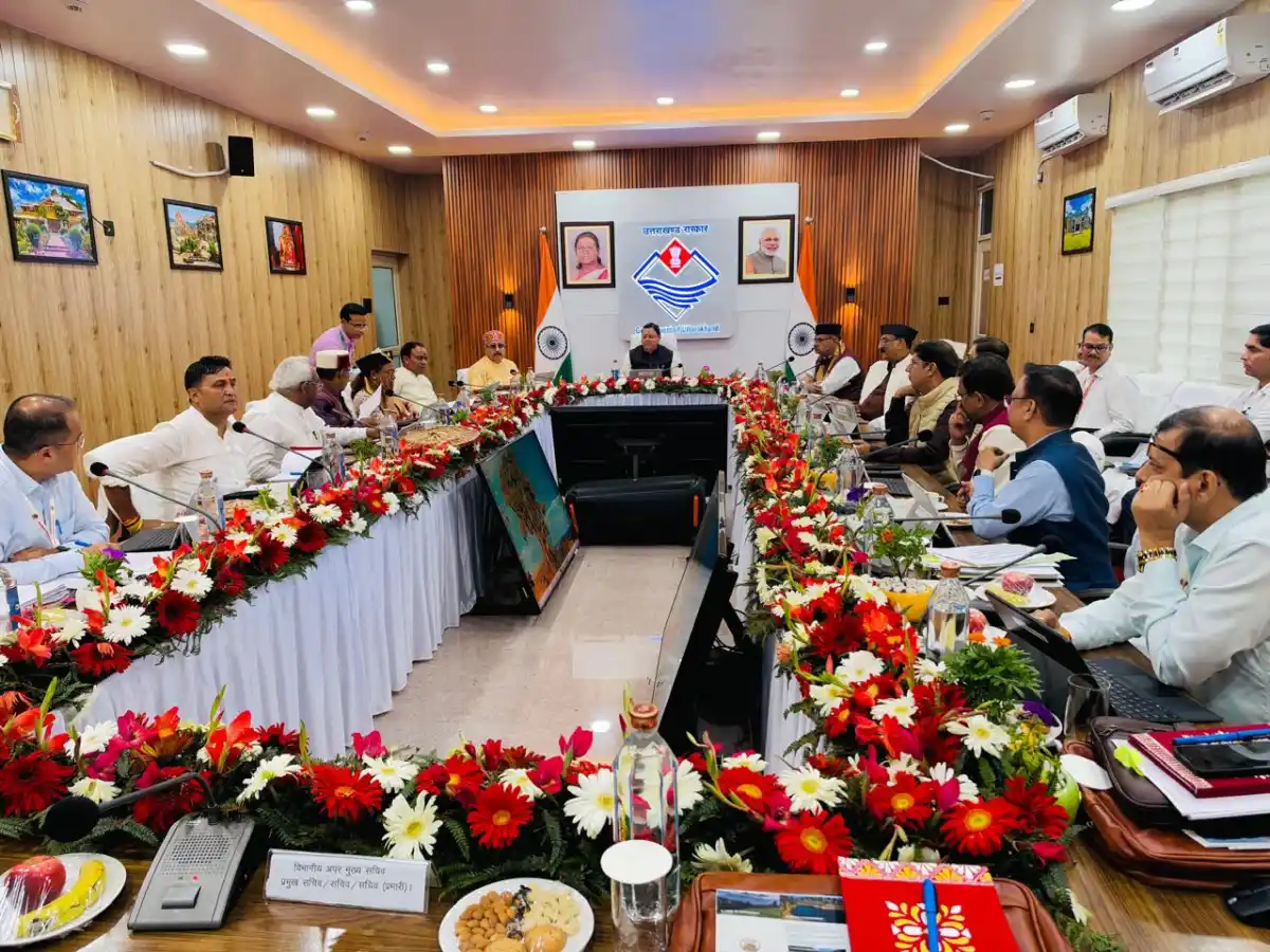 भारत-नेपाल अंतरराष्ट्रीय सीमा से सटे बनबसा में धामी कैबिनेट की बैठक, शासन को सीमांत क्षेत्रों तक ले जाने की नई पहल