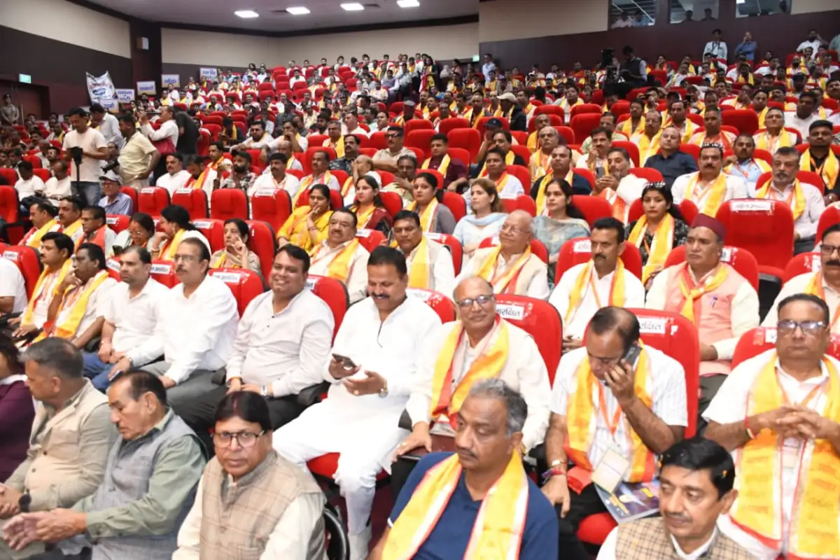 व्यापारी प्रदेश की अर्थव्यवस्था की रीढ़, उनके सम्मान, सुरक्षा और हितों की रक्षा के लिए सरकार प्रतिबद्ध : मुख्यमंत्री