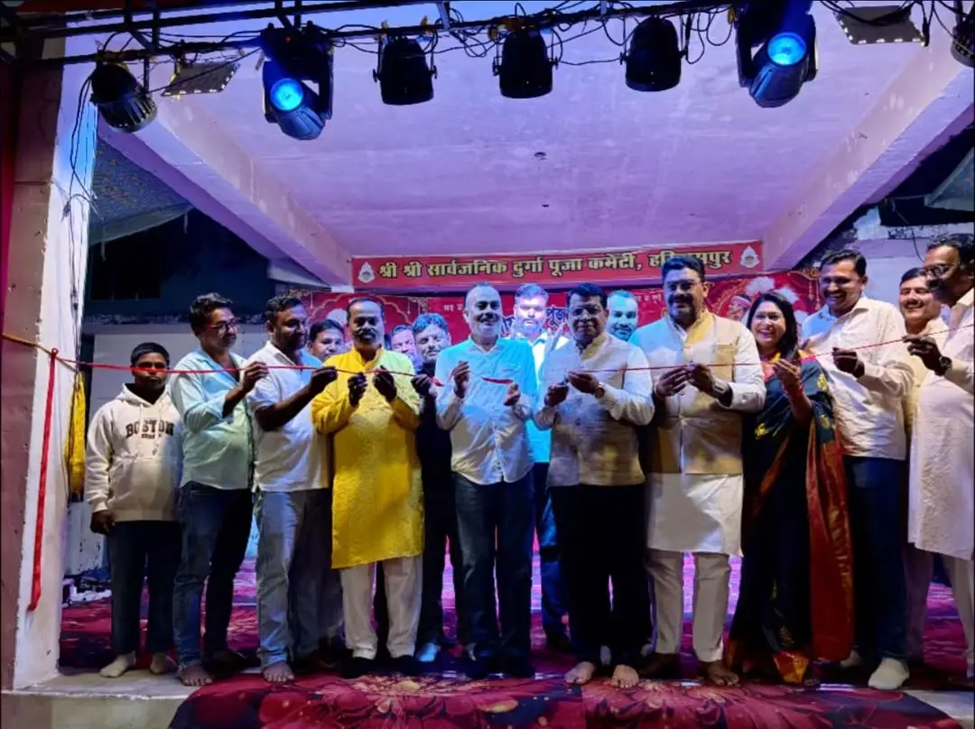 हरिदासपुर में विधायक शिव अरोरा ने दुर्गा पूजा महोत्सव का किया शुभारंभ, मां दुर्गा के चरणों में शीश नवाकर क्षेत्रवासियो के सुख-समृद्धि की कामना